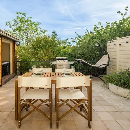 La Bastide - Terrasse - Jacuzzi *