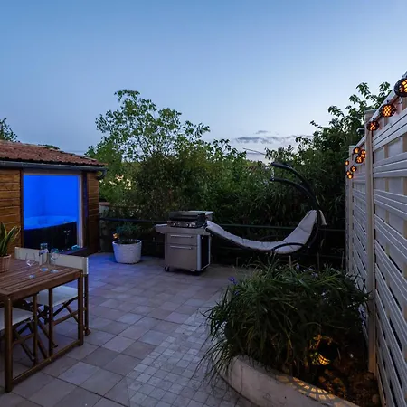 La Bastide - Terrasse - Jacuzzi * Καρκασόν