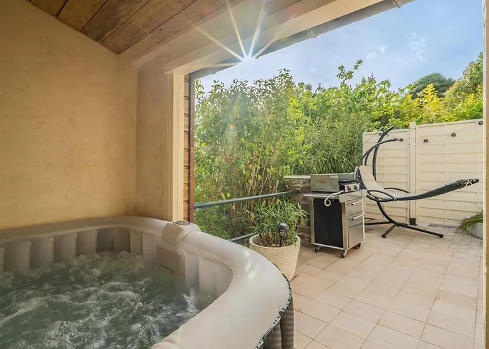 La Bastide - Terrasse - Jacuzzi Carcassonne