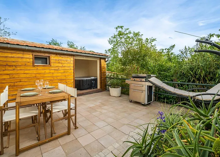 La Bastide - Terrasse - Jacuzzi Appartement *